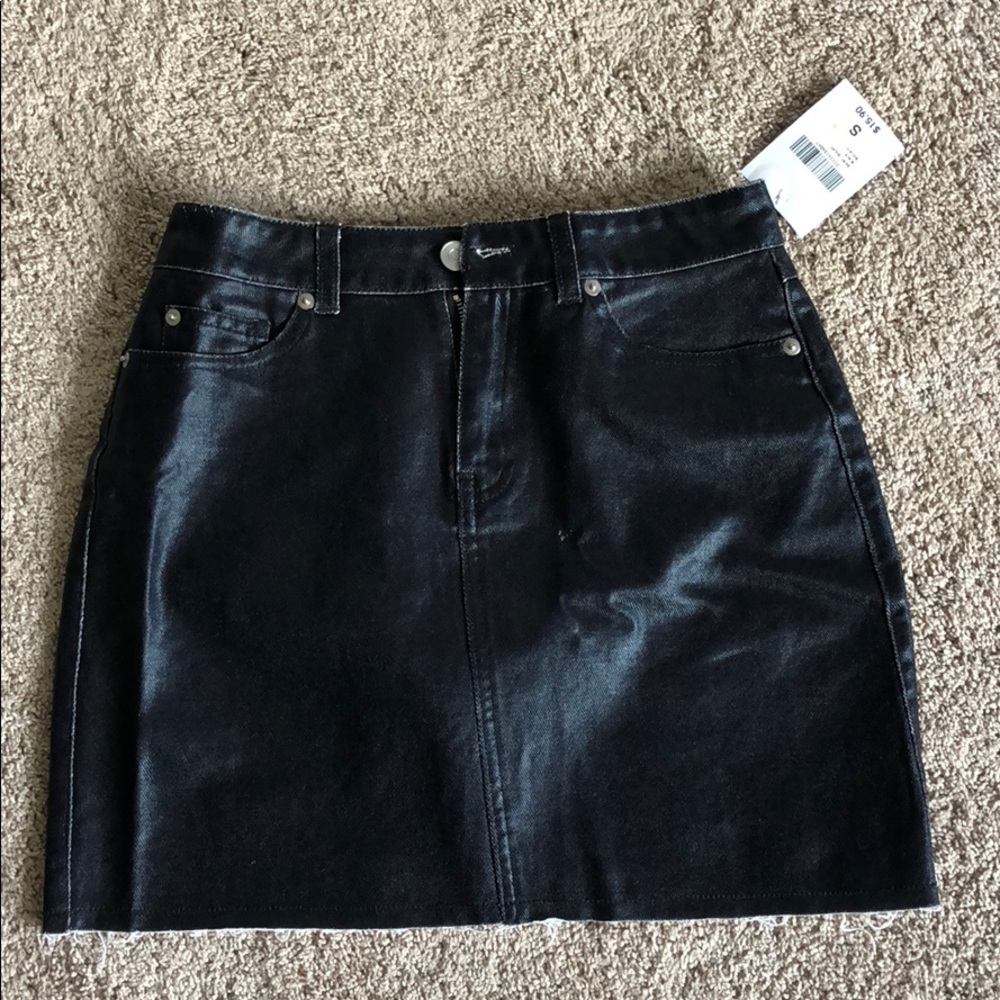 Black skirt
